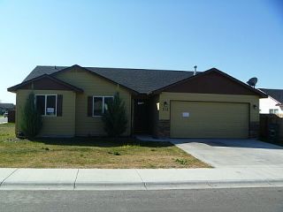 Foreclosed Home - 713 E GREAT BEAR ST, 83634