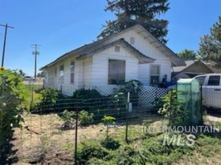 Foreclosed Home - 19 RANDOLPH ST, 83641