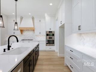 Foreclosed Home - List 100874067