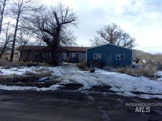 Foreclosed Home - 1715 N Crane Rd, 83645