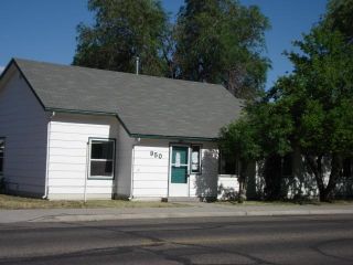 Foreclosed Home - 950 N 3RD E, 83647