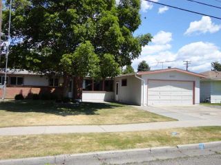 Foreclosed Home - 860 E 10TH N, 83647
