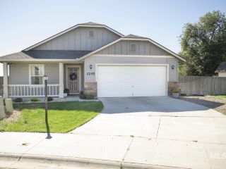 Foreclosed Home - 1245 NE DUSTY CT, 83647