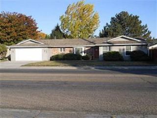 Foreclosed Home - 164 N MIDLAND BLVD, 83651