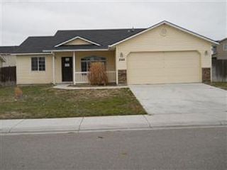 Foreclosed Home - 2148 W CROWN POINTE AVE, 83651