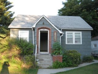 Foreclosed Home - 404 4TH AVE S, 83651