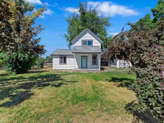 Foreclosed Home - 997 N 9TH ST, 83661