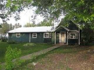 Foreclosed Home - 308 E 10TH ST, 83672