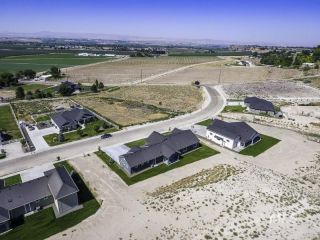 Foreclosed Home - 20150 SILVER SPUR DR, 83676
