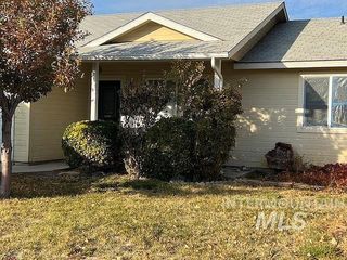 Foreclosed Home - 1504 W FLORIDA AVE, 83686