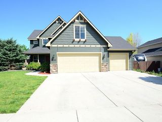 Foreclosed Home - 830 W TOOELE DR, 83686