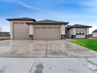 Foreclosed Home - 1296 W EIGER DR, 83686