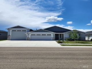 Foreclosed Home - 18345 N TREELINE AVE, 83687