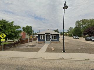 Foreclosed Home - 523 16TH AVE N, 83687