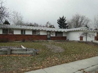 Foreclosed Home - 5119 N WARRINGTON DR, 83704