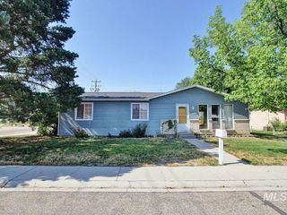 Foreclosed Home - 5780 W BOONE AVE, 83705