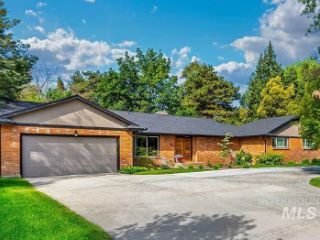 Foreclosed Home - List 100846438