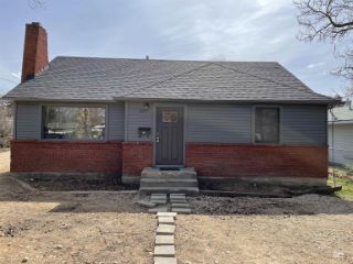 Foreclosed Home - 3311 W CHERRY LN, 83705