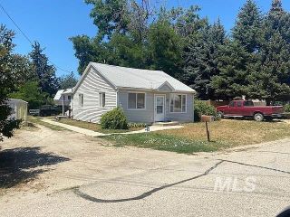 Foreclosed Home - 2701 S POND ST, 83705