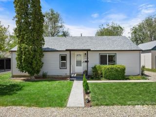 Foreclosed Home - 2043 S LEADVILLE AVE, 83706