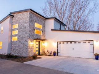 Foreclosed Home - List 100785736