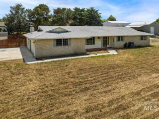 Foreclosed Home - 11875 W HIDDEN VALLEY RIM RD, 83709