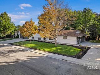 Foreclosed Home - List 100745060