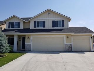 Foreclosed Home - 9945 W MOSSYWOOD DR, 83709