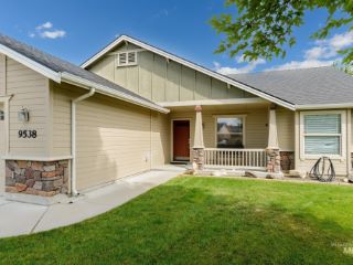 Foreclosed Home - 9538 W SILVERBIRCH ST, 83709
