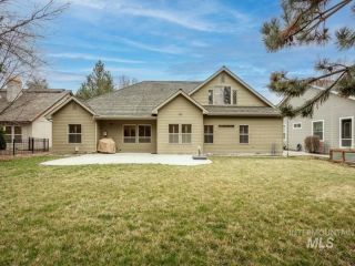 Foreclosed Home - List 100622113