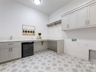 Foreclosed Home - List 100900423