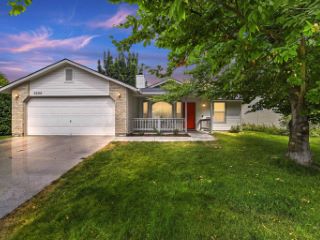 Foreclosed Home - 5224 S YARROW AVE, 83716