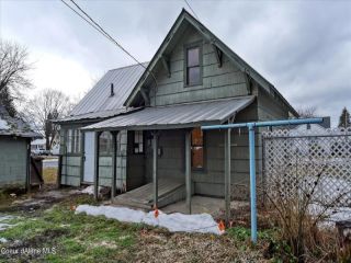 Foreclosed Home - 1402 N 7TH ST, 83814