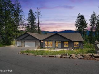 Foreclosed Home - 37511 E HAYDEN LAKE RD, 83835