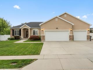 Foreclosed Home - 5053 W WOOD RANCH DR, 84009