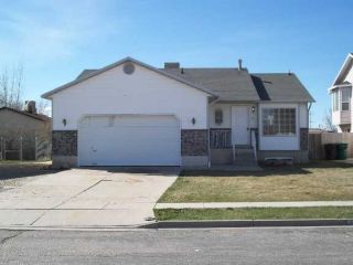 Foreclosed Home - 83 W 2100 S, 84015