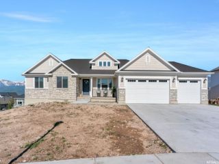 Foreclosed Home - 795 N 1390 E, 84032