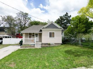 Foreclosed Home - 386 N 200 W, 84074