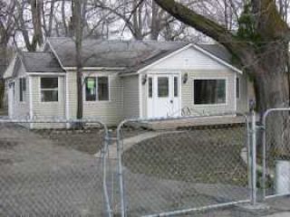 Foreclosed Home - List 100064054