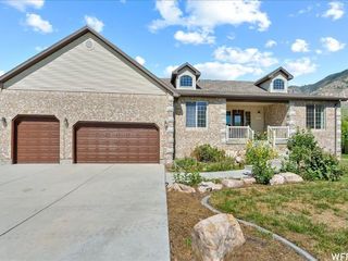 Foreclosed Home - 1032 N WILLOW CREEK DR, 84302
