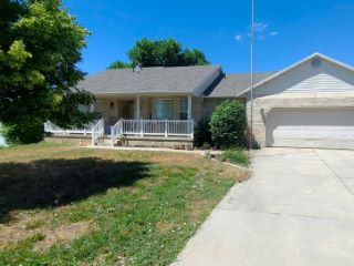 Foreclosed Home - 4080 W 2600 N, 84404