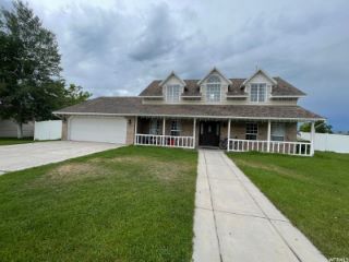 Foreclosed Home - 795 N 2770 W, 84601