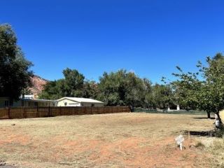 Foreclosed Home - 784 W NAVAJO DR, 84741