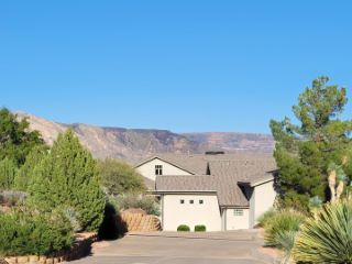 Foreclosed Home - 1334 N MOUNTAIN SHADOWS DR, 84746