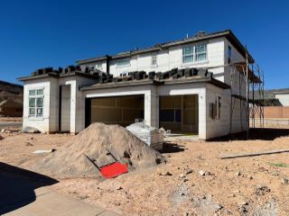 Foreclosed Home - 2973 E WILLIS CREEK DR, 84780