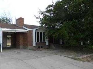 Foreclosed Home - List 100064027