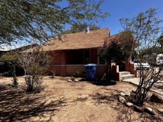 Foreclosed Home - 801 N 10TH AVE, 85007