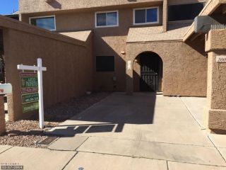 Foreclosed Home - 2004 N 51st Way, 85008