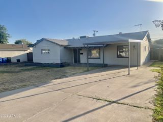 Foreclosed Home - 6814 N 10TH PL, 85014