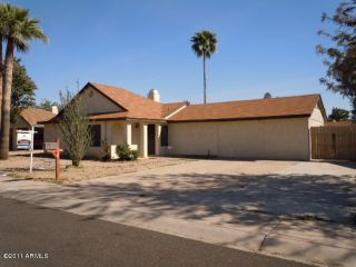 Foreclosed Home - 2221 W RUNION DR, 85027